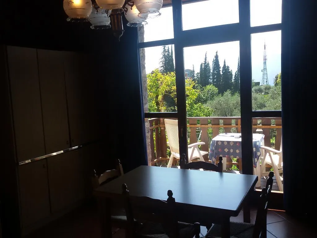شقة Residence Val Di Monte مالتشيزينيه إيطاليا