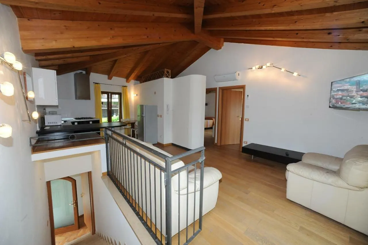 מאלצ'סינה Residence Val Di Monte