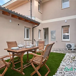 Casa Monique , Desenzano del Garda Italien