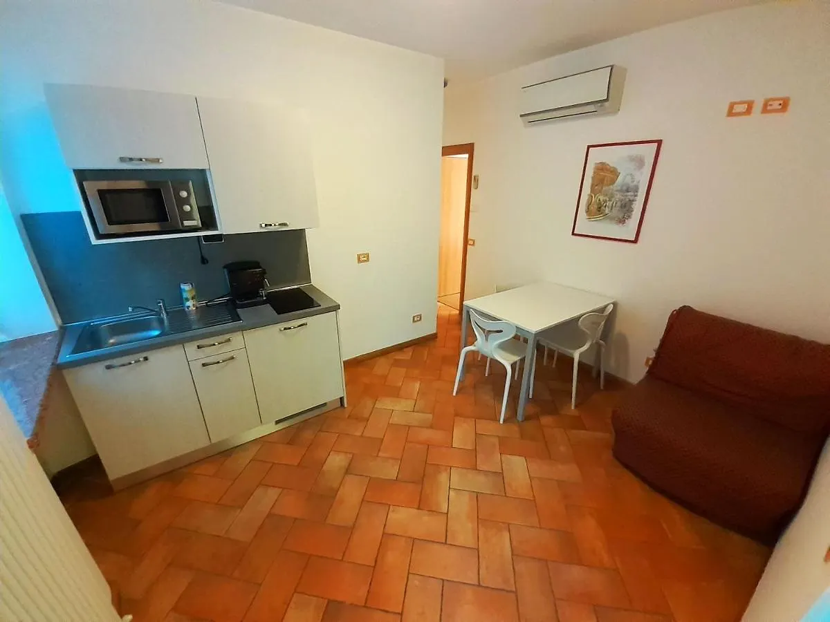 Residence Val Di Monte Malcesine 0*,
